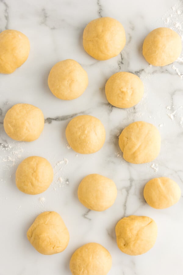 Yeast dough formed into round balls.